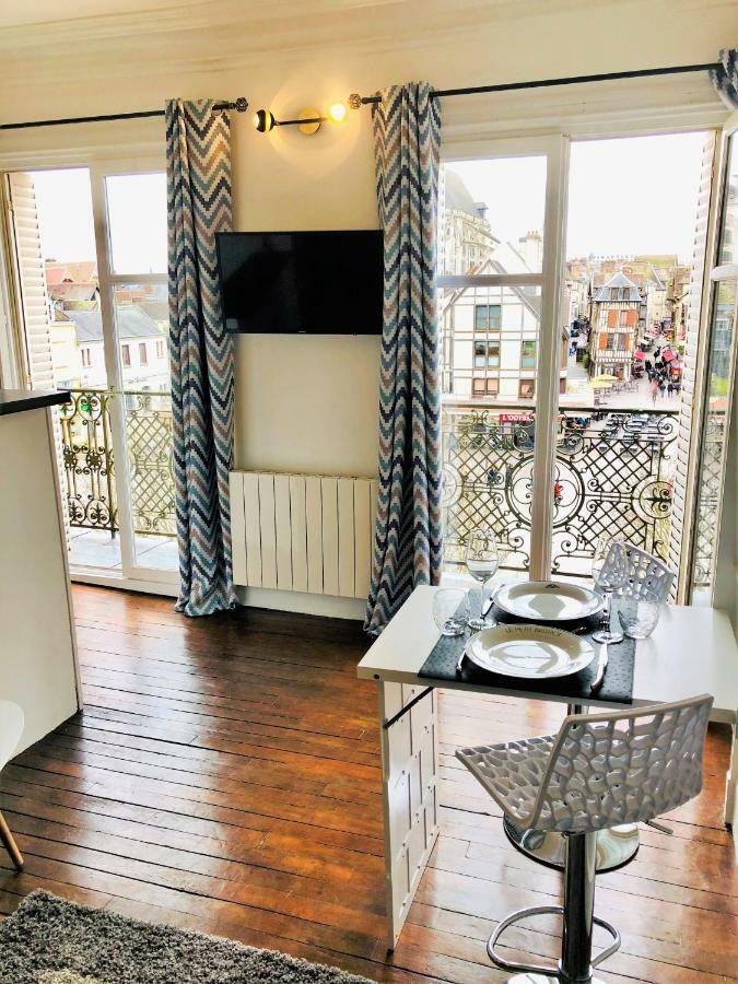 Le Coeur De Troyes - Appartement & Studio Exterior foto