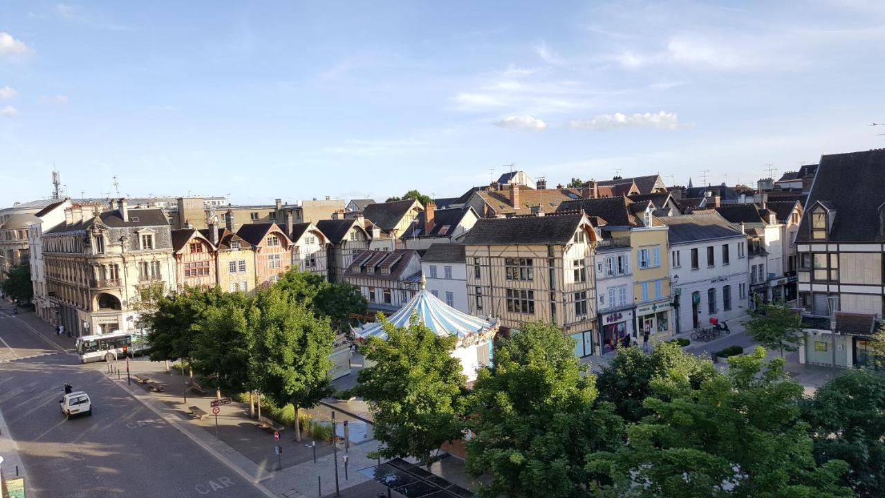 Le Coeur De Troyes - Appartement & Studio Exterior foto